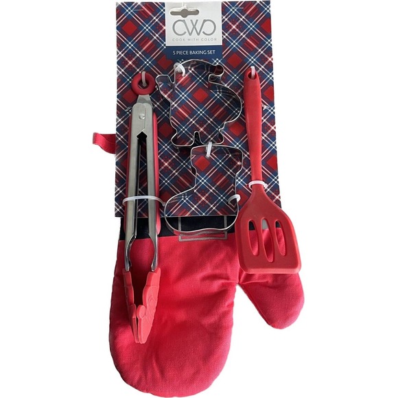 Santa Cooking with Red 5 Piece Baking Set with Oven Mitt, Cookie Cutters Etc - Picture 1 of 4